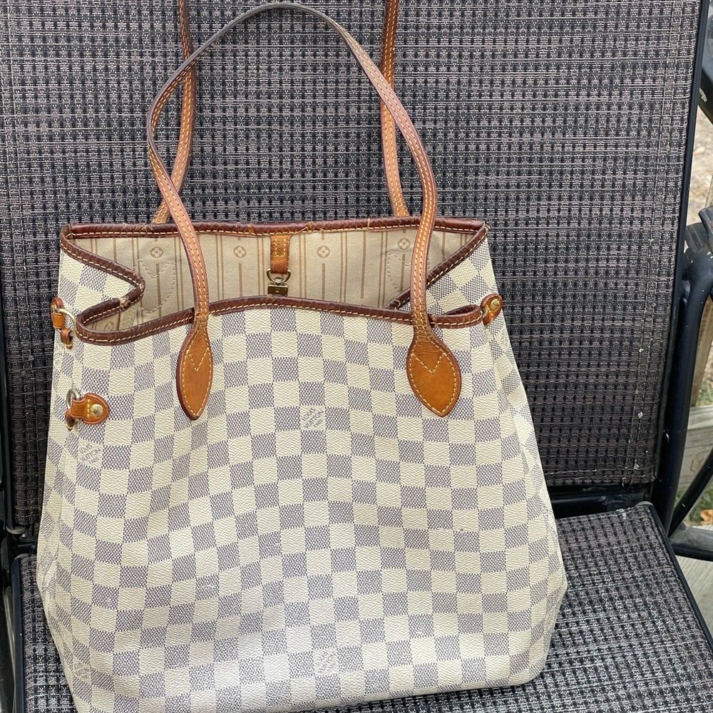 Lv Damier azur mm neverfull bag 12.6x11.4x8